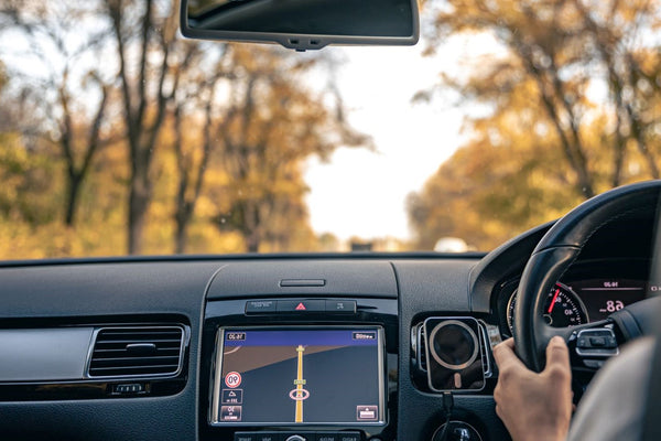 Ideas for best decoration items for your car dashboard